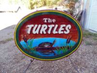 This artist painted,handcrafted and sandblasted cedar sign shows the high level of detail Condor Signs put into every sign.